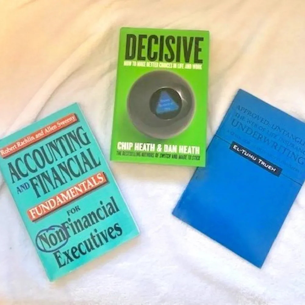 Set‎ 3 Financial/underwriting books for business